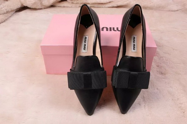 MIUMIU Shallow mouth flat shoes Women--006